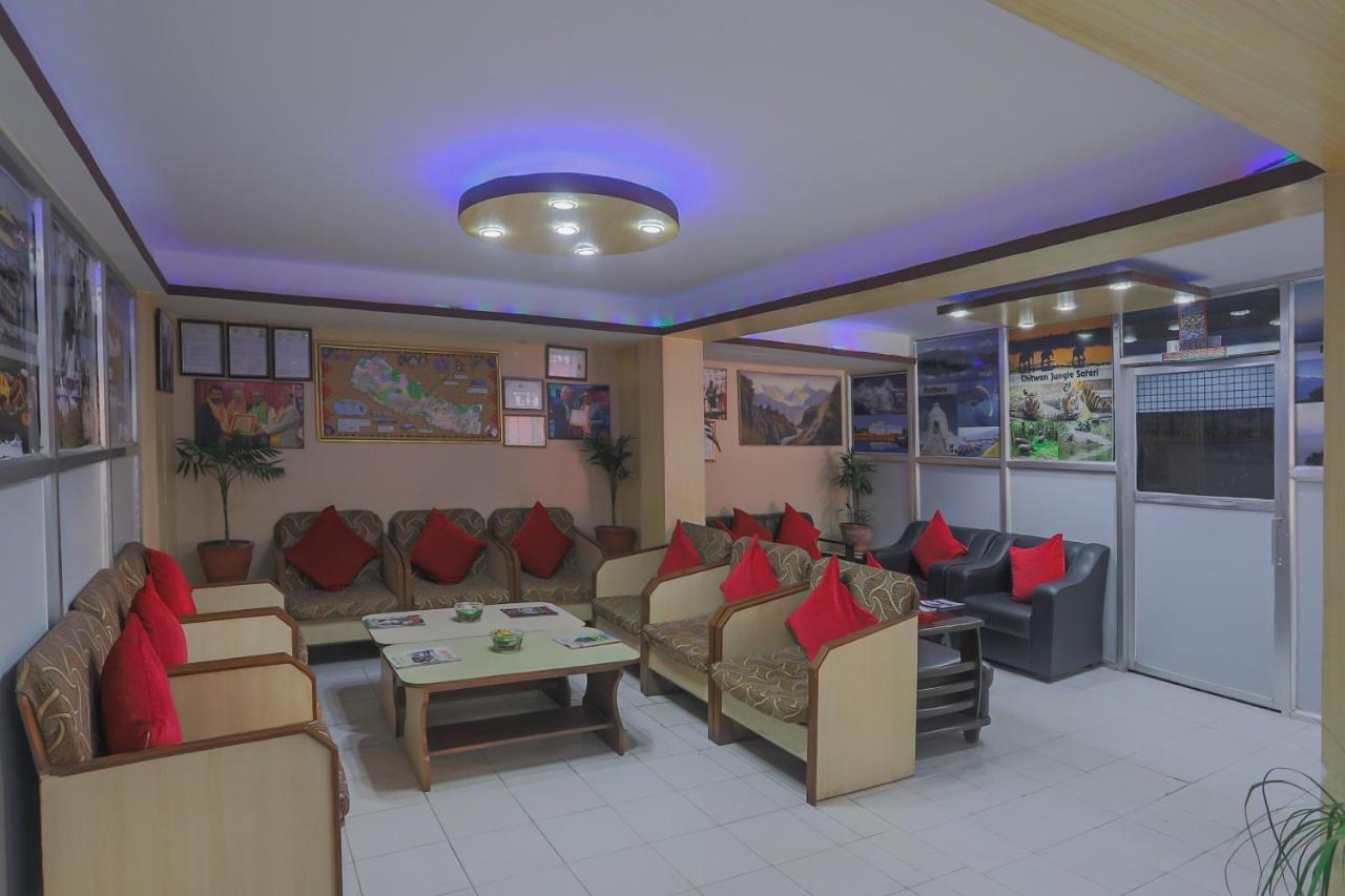 Oyo 789 Hotel Shivam Plaza Катманду Экстерьер фото