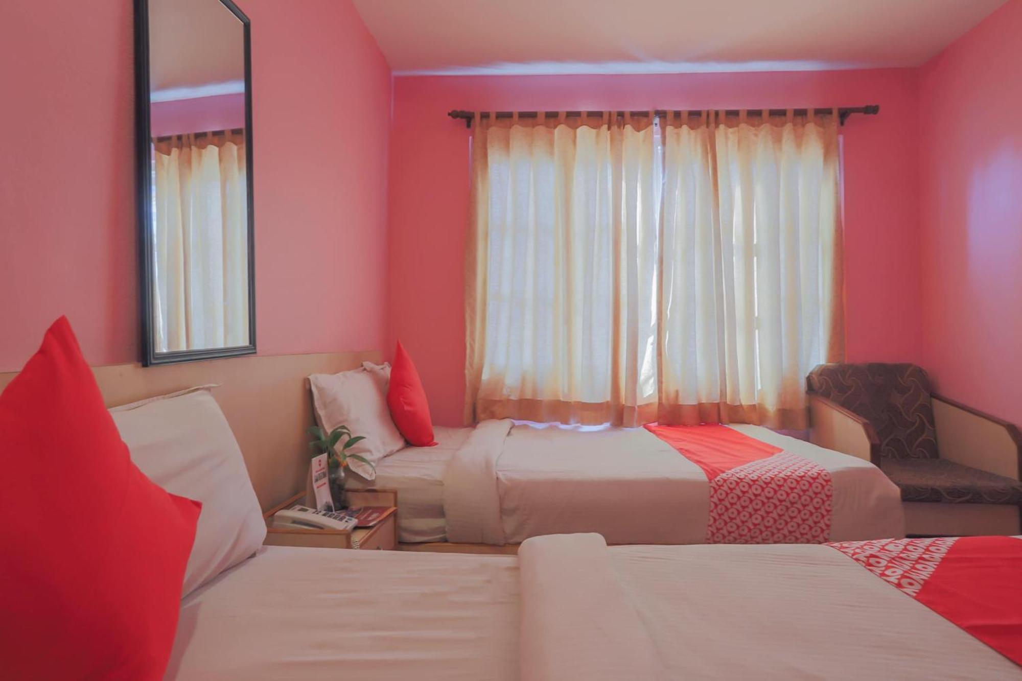 Oyo 789 Hotel Shivam Plaza Катманду Экстерьер фото